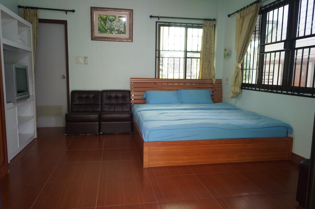 Three Moon Apartment Doi Saket Ngoại thất bức ảnh